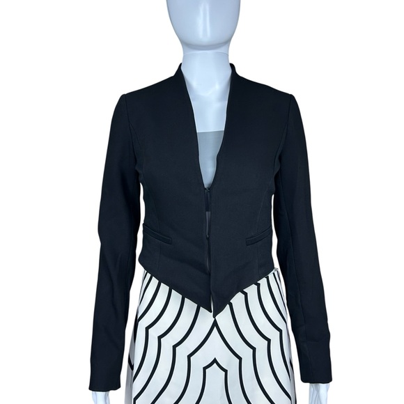 Alice + Olivia Black Cropped Blazer XS Modern Minimalist Art Deco Event Jacket - Picture 12 of 14